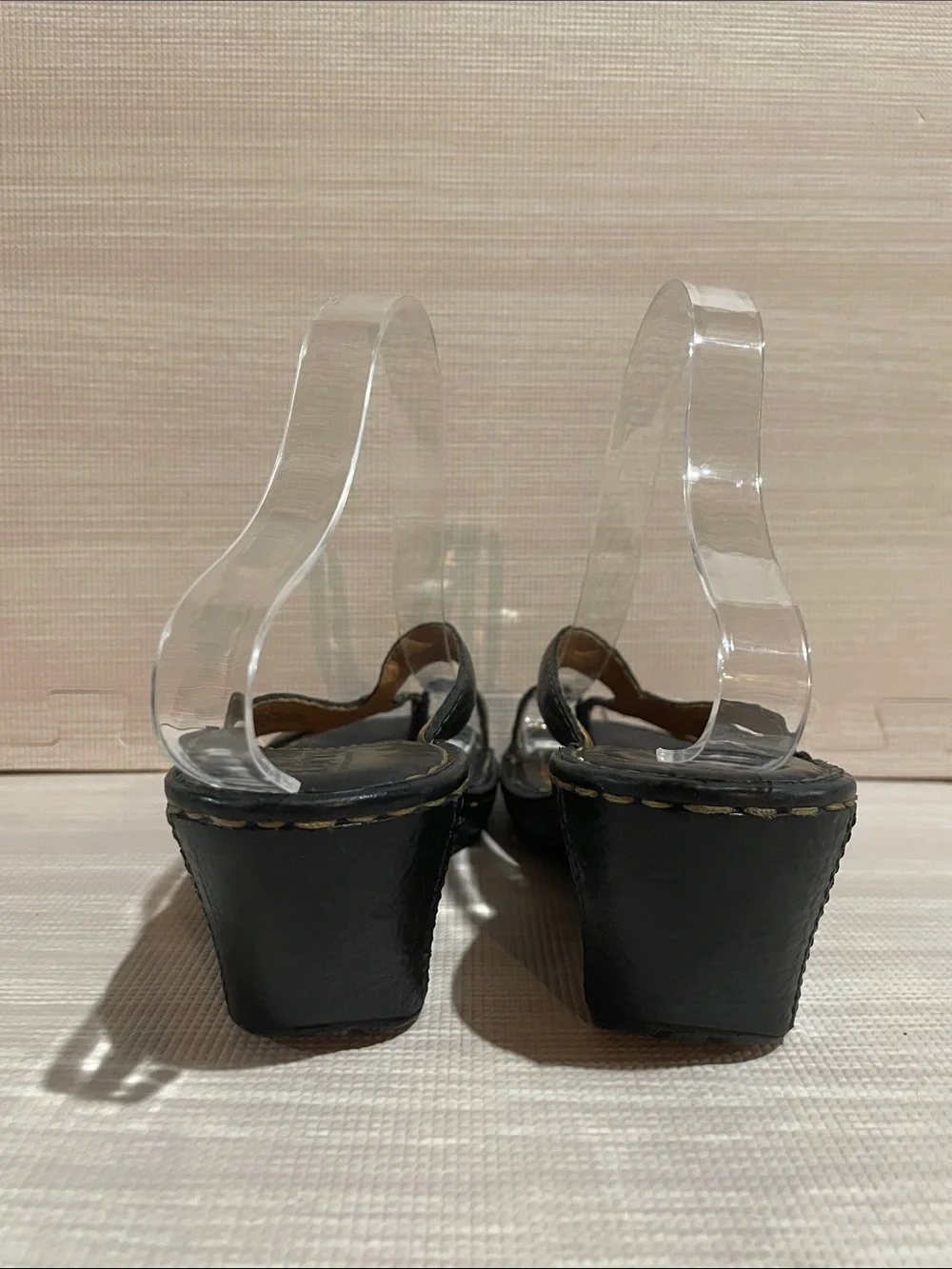 Women's Börn Black Leather Wedge Sandals